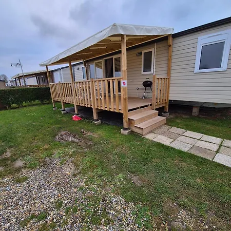Camping Le Clos Savoye Biville-sur-Mer Exterior photo