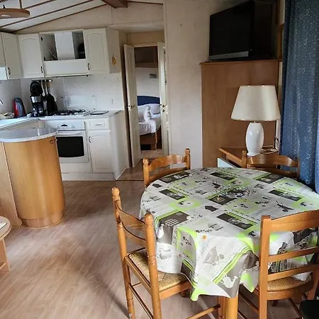 Camping Le Clos Savoye Biville-sur-Mer Exterior photo