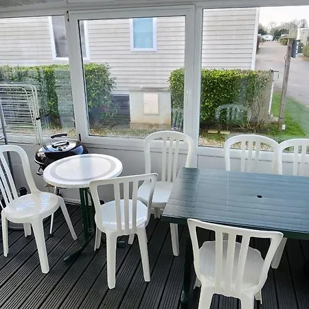Camping Le Clos Savoye Biville-sur-Mer Exterior photo