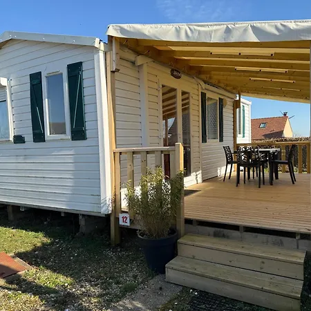 Camping Le Clos Savoye Biville-sur-Mer Exterior photo